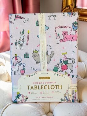 Envogue NWT Pink & White Dogs Birthday Party Indoor/Outdoor Tablecloth 60” x 84”